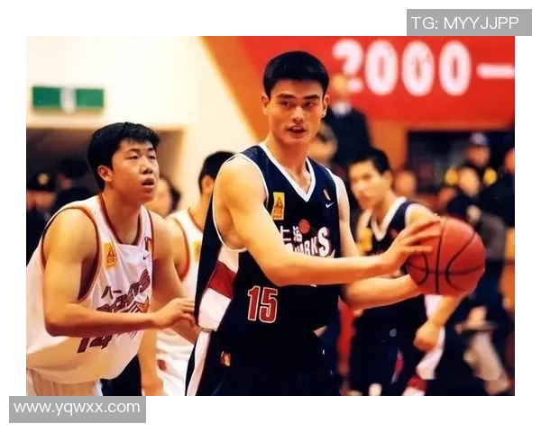 姚明辉煌篮球生涯回顾与经典瞬间图片合集